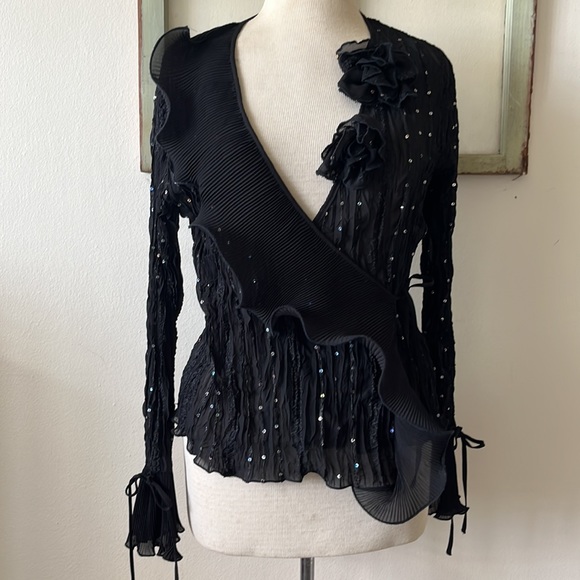 Kaelyn-Max Beautiful Black Frilly Top Jacket with Sequins Size - Picture 5 of 11